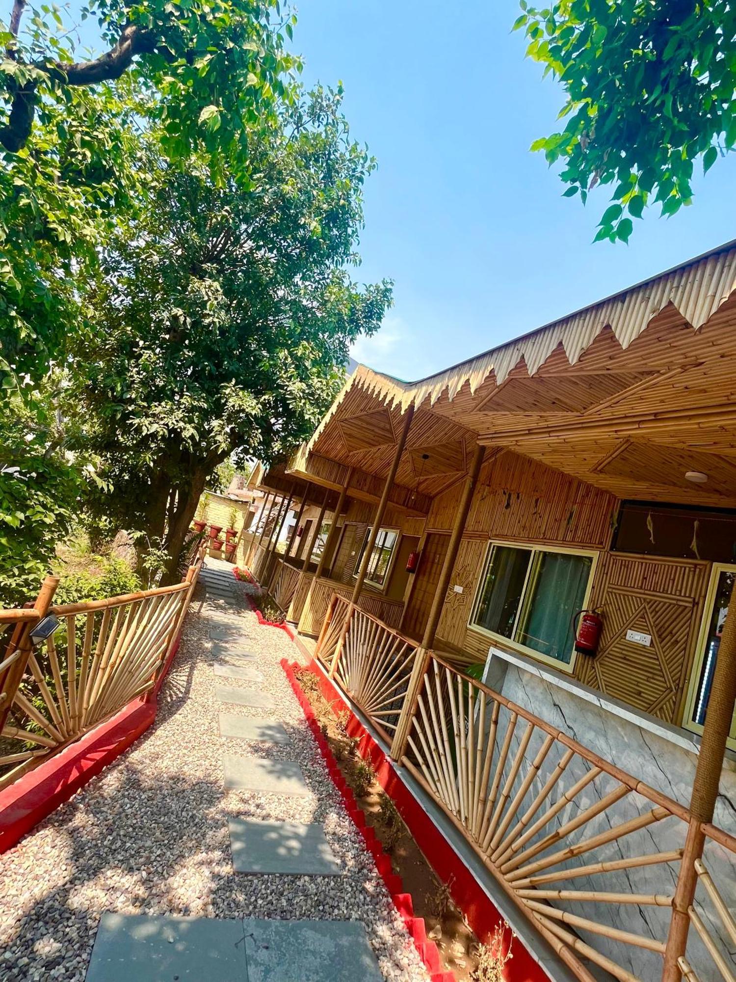 Bamboo Garden Cottages And Cafe Rishikesh Luaran gambar